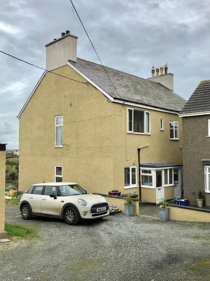 Clydfan Leilighet Holyhead Eksteriør bilde